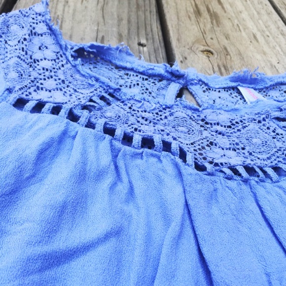 Flowy Distressed Tank - Picture 2 of 4